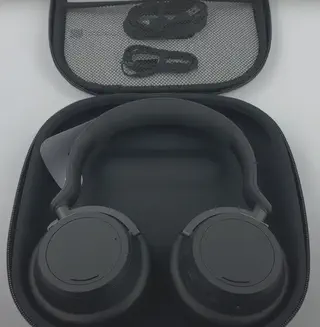 Microsoft-Surface-Headphones-2-001