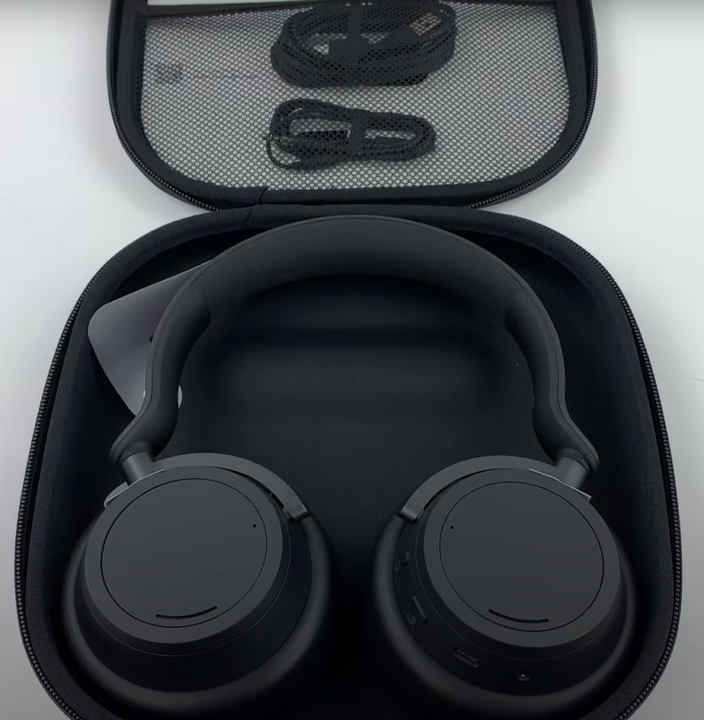 Microsoft-Surface-Headphones-2-001